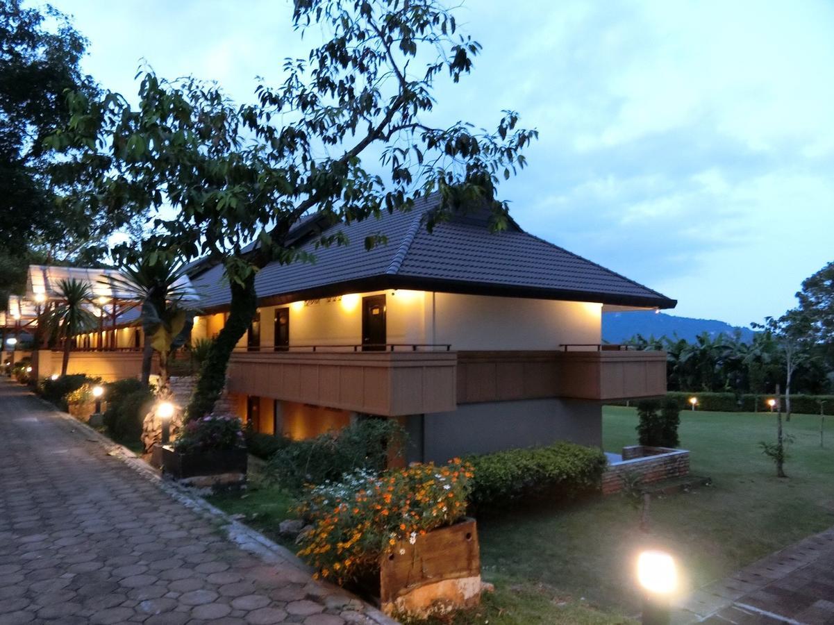 Doitung Lodge Ban Rai  Exteriör bild