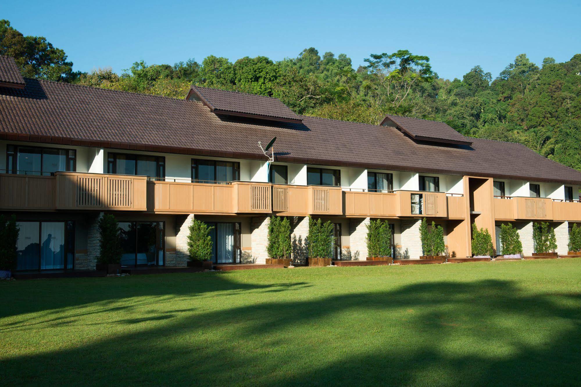 Doitung Lodge Ban Rai  Exteriör bild